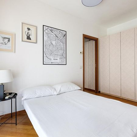 Cosy Studio With Balcony & Private Garage Milaan Buitenkant foto